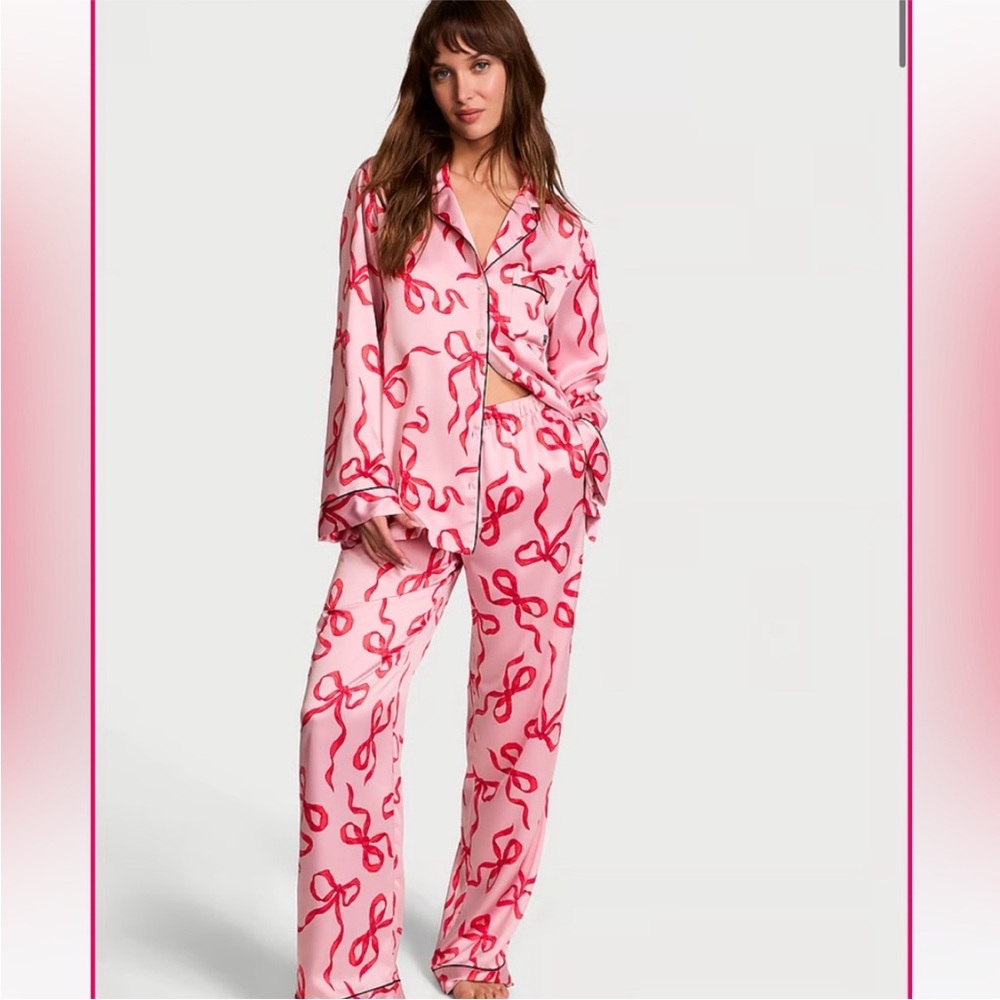 NWT Victoria’s Secret Glazed Satin Long Pajama Set